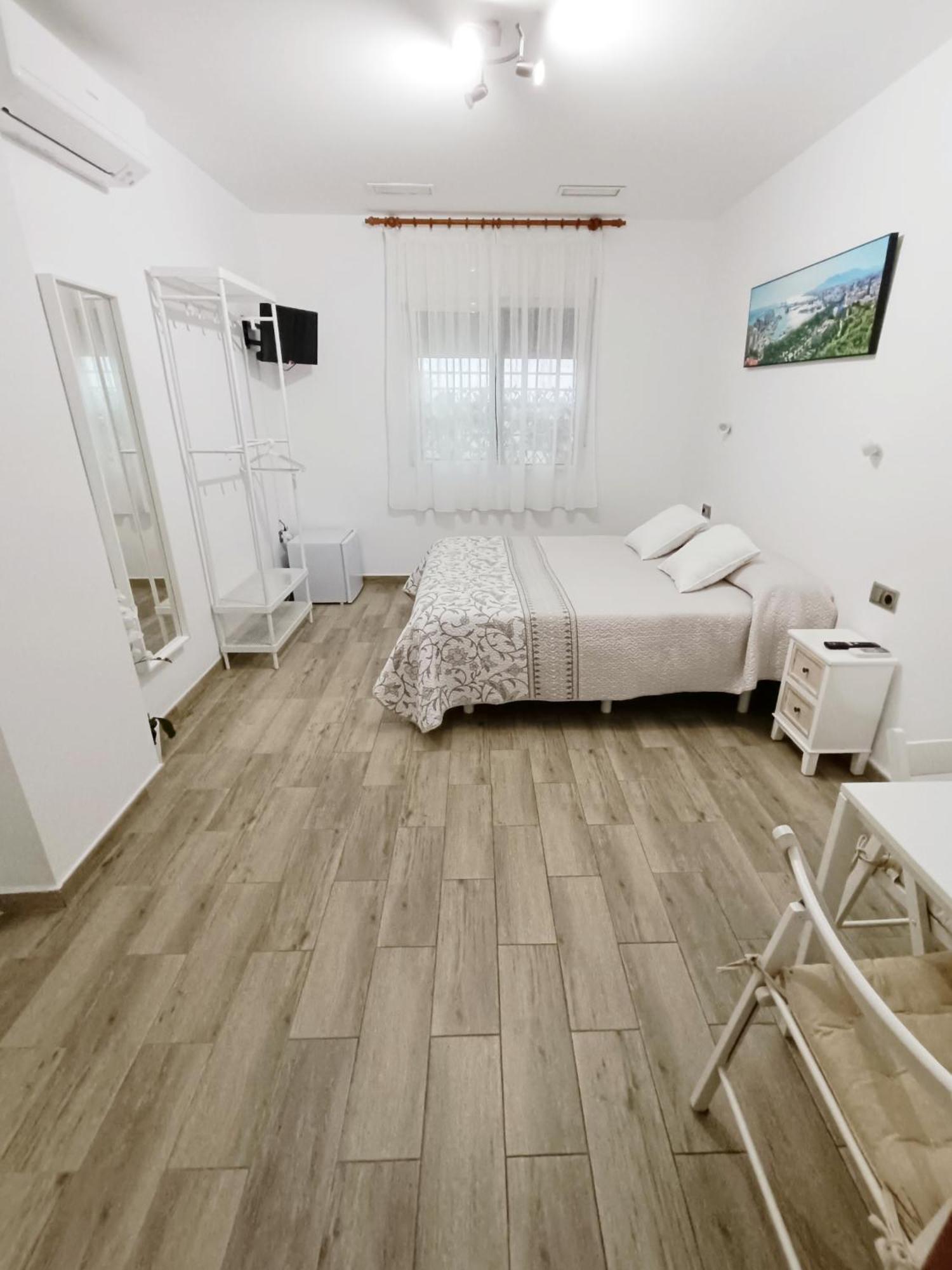 Habitacion Independiente Cerca Del Mar Malaga Exterior photo