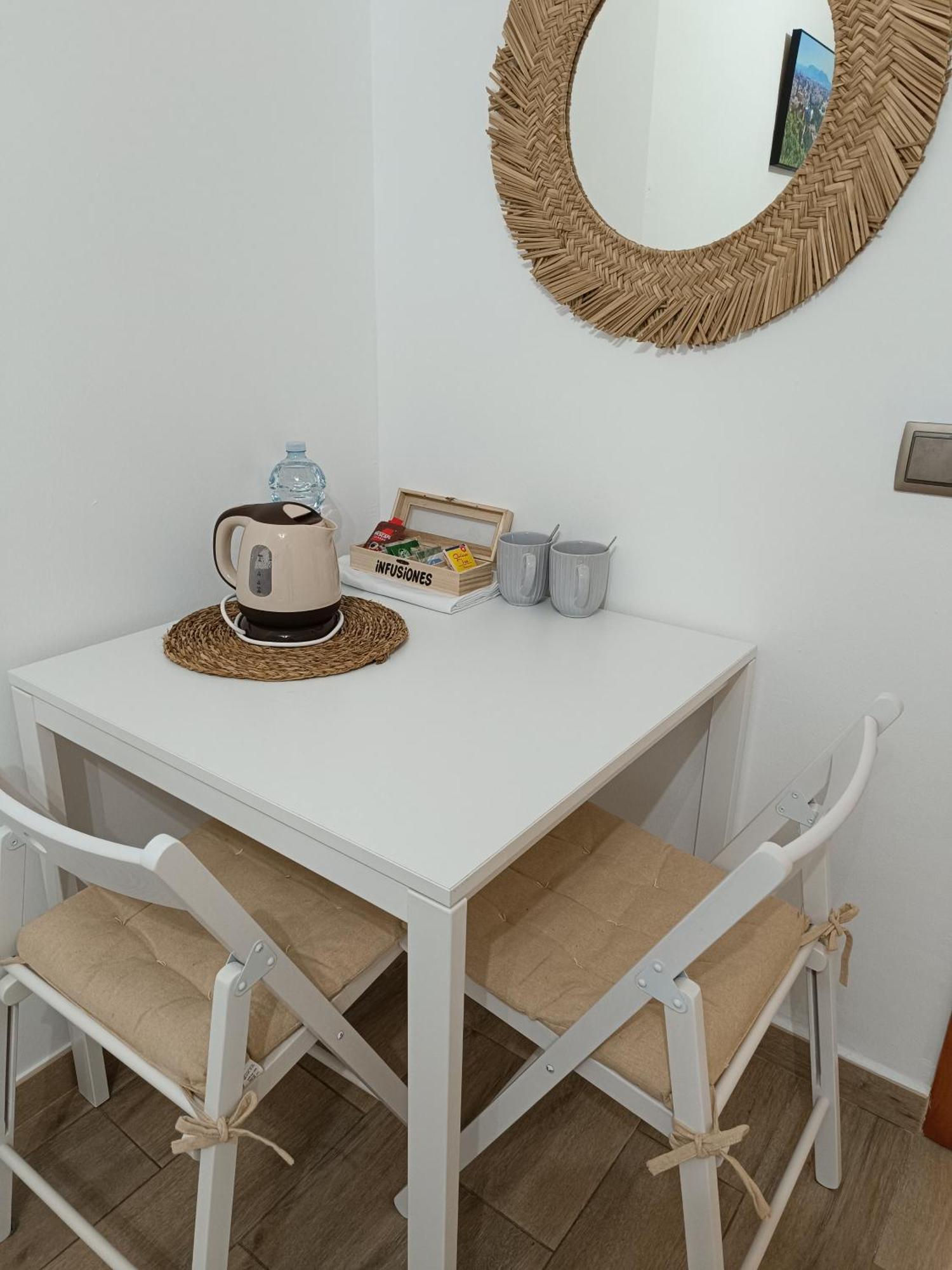 Habitacion Independiente Cerca Del Mar Malaga Exterior photo
